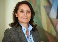Intesa Sanpaolo: accordo sindacale per 2.000 nuove uscite volontarie e 1.100 assunzioni entro il 2025