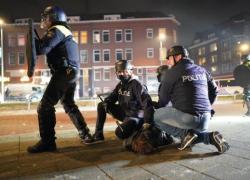Lockdown: nuovi scontri all'Aja, in Olanda
