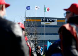 Amazon, revocato sciopero Black Friday: "Accordo raggiunto su corrieri in appalto"