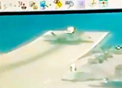 Caccia F35 britannico fallisce il decollo e finisce in mare, salvo il pilota: VIDEO