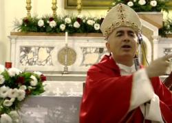 Vescovo di Noto, la frase che ha gelato adulti e bambini: "Babbo Natale non esiste"