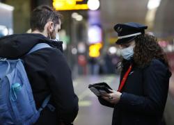 Green pass ridotto, l'Ue avverte l'Italia: "Durata di 9 mesi è vincolante"