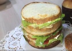 Panettone gastronomico a È sempre mezzogiorno: ricetta e ingredienti. VIDEO
