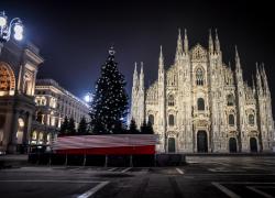 Capodanno 2022 Italia, le nuove regole Covid: feste, divieti e cenone, ecco cosa si può fare