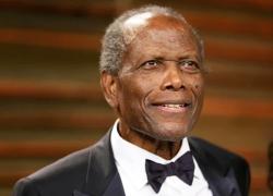 Chi è Sidney Poitier: film, figli e moglie dell'attore statunitense morto a 94 anni