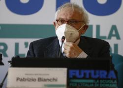 Scuola, Bianchi contro De Luca: "Scelta sbagliata e illegittima"