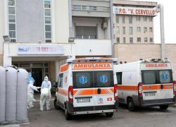 Covid, gemelli muoiono a pochi giorni di distanza: uno era vaccinato con due dosi 