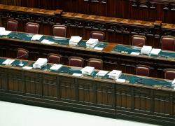 Quirinale, le regole anti Covid per il voto: presenti in Aula al massimo 200 persone