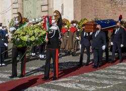 Funerali Sassoli, i figli: "Ci ha insegnato ad amare e a combattere le ingiustizie"