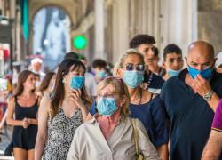 Campania in zona gialla e Valle d'Aosta in zona arancione, Speranza firma l'ordinanza