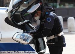 Como, positivo all'alcol test mentre andava in giro a piedi, patente ritirata lo stesso, il caso denunciato dall'avvocato di Corona, Ivano Chiesa