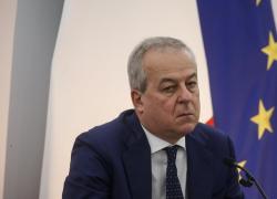 Covid, Locatelli dà buone notizie: "La curva epidemica sta finalmente rallentando"
