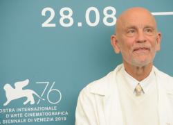 Venezia, John Malkovich senza Green Pass: rifiutato dall'hotel Danieli