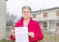 Padova, soccorre un motociclista sotto casa, ma era in quarantena: condannata a 2 mesi