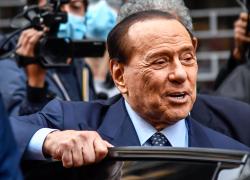 Berlusconi ricoverato al San Raffaele, ma Forza Italia rassicura: "Controlli di routine"