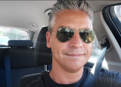 Dennis Fantina, vita privata e canzoni