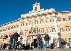 Mattarella non ri-trasloca al Quirinale: occasione giusta per restituirlo alla cittadinanza e realizzare il "Louvre" italiano