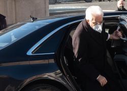 Mattarella bis, ipotesi più probabile senza accordo fra partiti: oggi la discussione