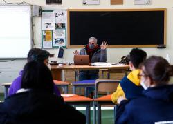 Nuove regole Covid, in corso oggi la riunione del Cts: sul tavolo eliminazione Dad e Green pass illimitato