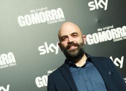Roberto Saviano, moglie, figli, biografia, dove vive e scorta: tutto sul giornalista