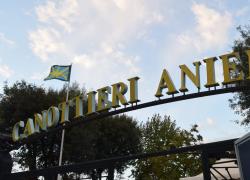 Aniene, il circolo di Roma vietato alle donne. Pellegrini: "Pelo nell'uovo". Vignali: "Delusione"