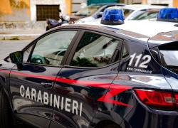 Monreale (Palermo), ancora abusi sessuali su minori, 2 sorelle di 13 e 20 anni molestate dal 2011: arrestati genitori, nonno e zio