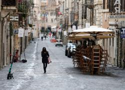 Crisi turismo a Roma, rischio licenziamento per 8mila posti di lavoro: circa 400 hotel non riaprono