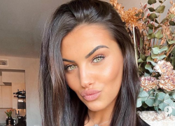 Chi è Carolina Stramare, altezza, età, fisico e carriera della fidanzata di Vlahovic, ex Miss Italia