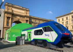 FS Italiane presenta Blues, il primo treno ibrido della flotta regionale di Trenitalia