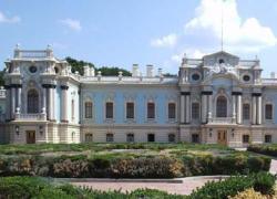 Ucraina,  una task force italiana per proteggere dai danni bellici il settecentesco palazzo Mariinskij 