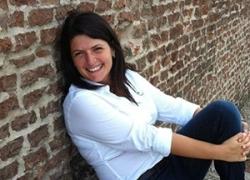 Benedetta Cosmi  presenta il libro "Orgoglio e sentimento" ad Abbiategrasso