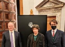 Arte, donato alle Gallerie degli Uffizi l’autoritratto “al buio” del pittore bolognese Lorenzo Puglisi 