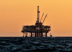 Guerra Ucraina, l'Italia si inchina a Biden la Germania fa affari: niente stop a gas e petrolio russo