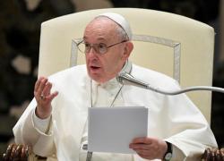 Guerra in Ucraina, Papa Francesco: "Tra Kiev e Mosca la pace è possibile, dobbiamo mediare"