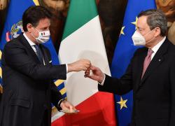 Aumento spese militari, incontro Draghi-Conte: "No amento nel Def ma nodo va sciolto"