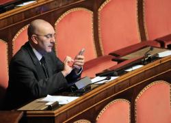 Petrocelli verso le dimissioni: chi lo sostituirà? Spunta l'incognita Raggi