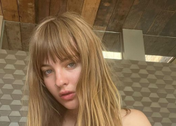 Victoria De Angelis nuda a letto sfida Instagram: FOTO. Sarà censurata?
