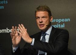 Deutsche Bank: nel trimestre utile netto a 1,2 miliardi (+18%), ricavi a 7,33 miliardi (+1%)