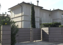 Zelensky, il mistero sulla proprietà della villa da 4 milioni a Forte dei Marmi: tutto quello che si sa
