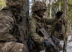 Ucraina membro associato Mip Nato, Mosca: "Negoziato è escluso"