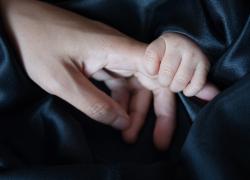 Giornata mondiale contro la pedofilia, Telefono azzurro: nel 2021 +64% di segnalazioni, triplicati i casi nel mondo digitale