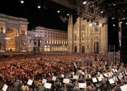 Concerto per Milano festeggia dieci anni: torna in piazza Duomo la Filarmonica della Scala e Riccardo Chailly