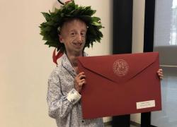 Sammy Basso: fidanzata, quanto può vivere, malattia, laurea, genitori ed età
 