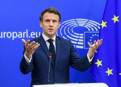 Blocco del grano, Macron interviene e si rivolge a Putin: "Votare risoluzione Onu"