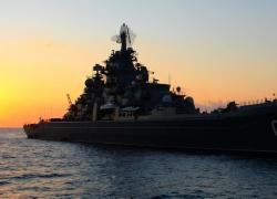 Incrociatore russo Varyag in acque italiane, risposta alle provocazioni Nato. Adesso è diretto verso Creta