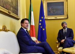 M5s, Di Maio sotto accusa dai vertici: "Attacchi immaturi".  Fico con Conte: "Siamo arrabbiati e delusi"

