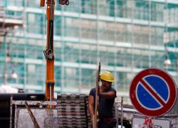 Superbonus, tutti gli aiuti per la casa: proroga per redditi bassi e sanatoria per aziende e famiglie, ecco il TESTO