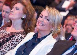 Francesca Pascale sposa Paola Turci: matrimonio in Toscana per l’ex di Berlusconi