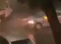 Cremona, tromba d'aria devasta la città: albero cade su auto in corsa. IL VIDEO