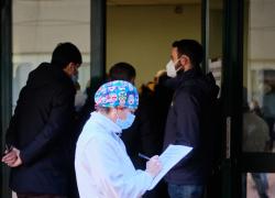 Vaccino, in Svizzera responsabilità della quarta dose sui medici di base. Chi giura di "non nuocere" dovrà firmare una dichiarazione